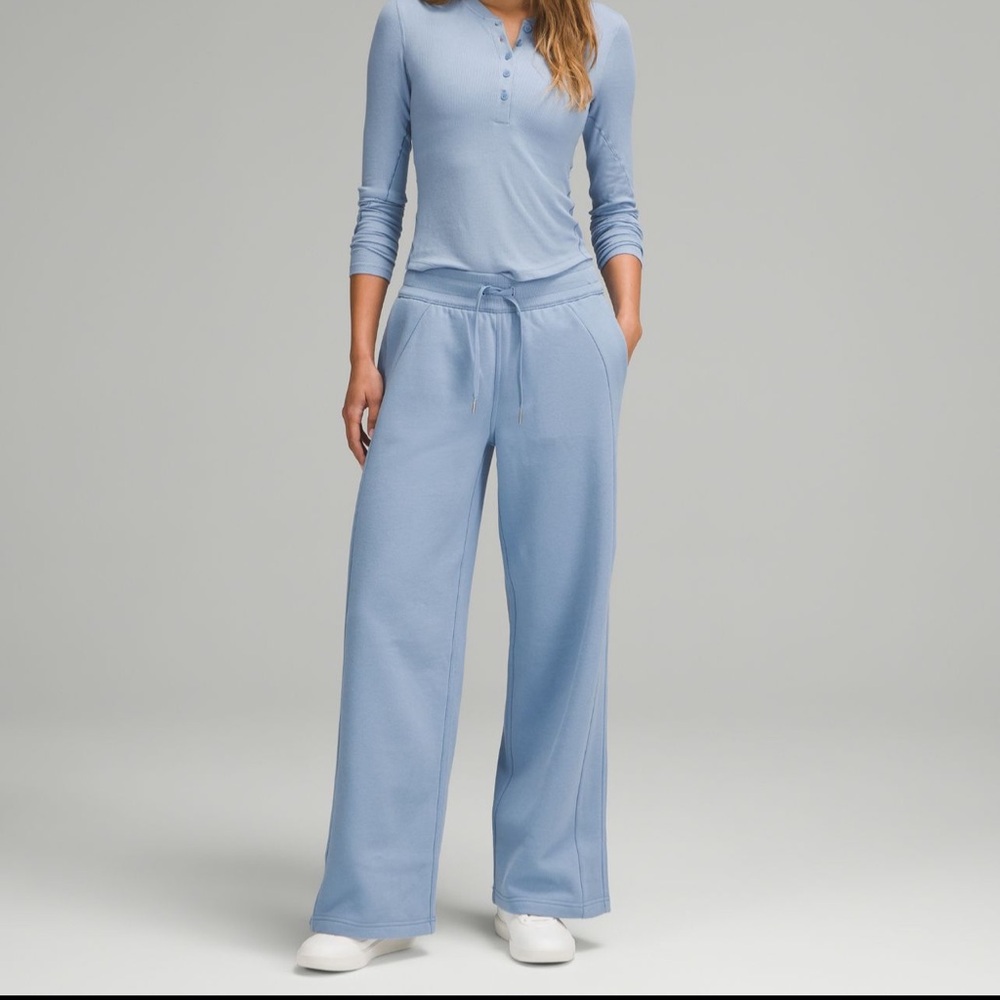 NWT Lululemon Scuba Wide Leg Pant